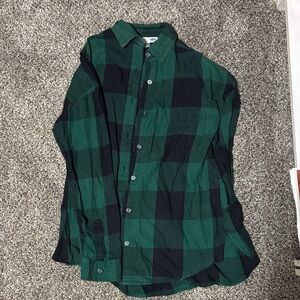 Old Navy Green and Black Plaid Women's Button Down Shirt